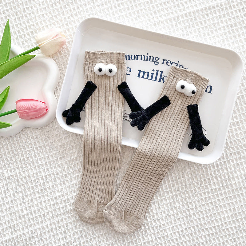 1 Pair Fashion Kids Paired Funny Cute Doll White Socks Woman Kawaii Medium Tube Hose Magnetic Socks With Hands Black White Color